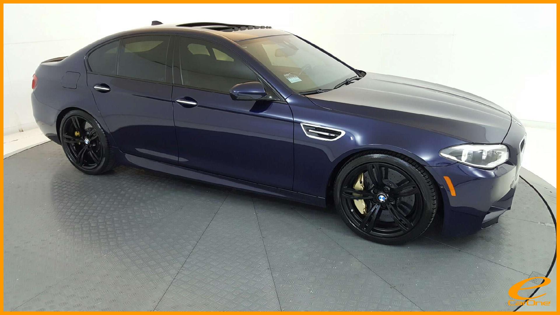 2016 BMW M5 | LOADED | CARBON BRAKES | COMPETITION | EXECUTIVE | ASST+ |  HEADS